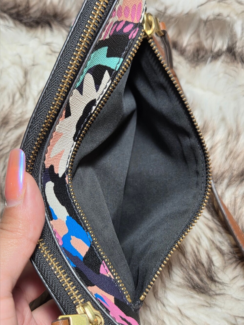 Fossil Fiona Small Crossbody Bag In Black Floral Print With Key! EUC - Picture 11 of 14
